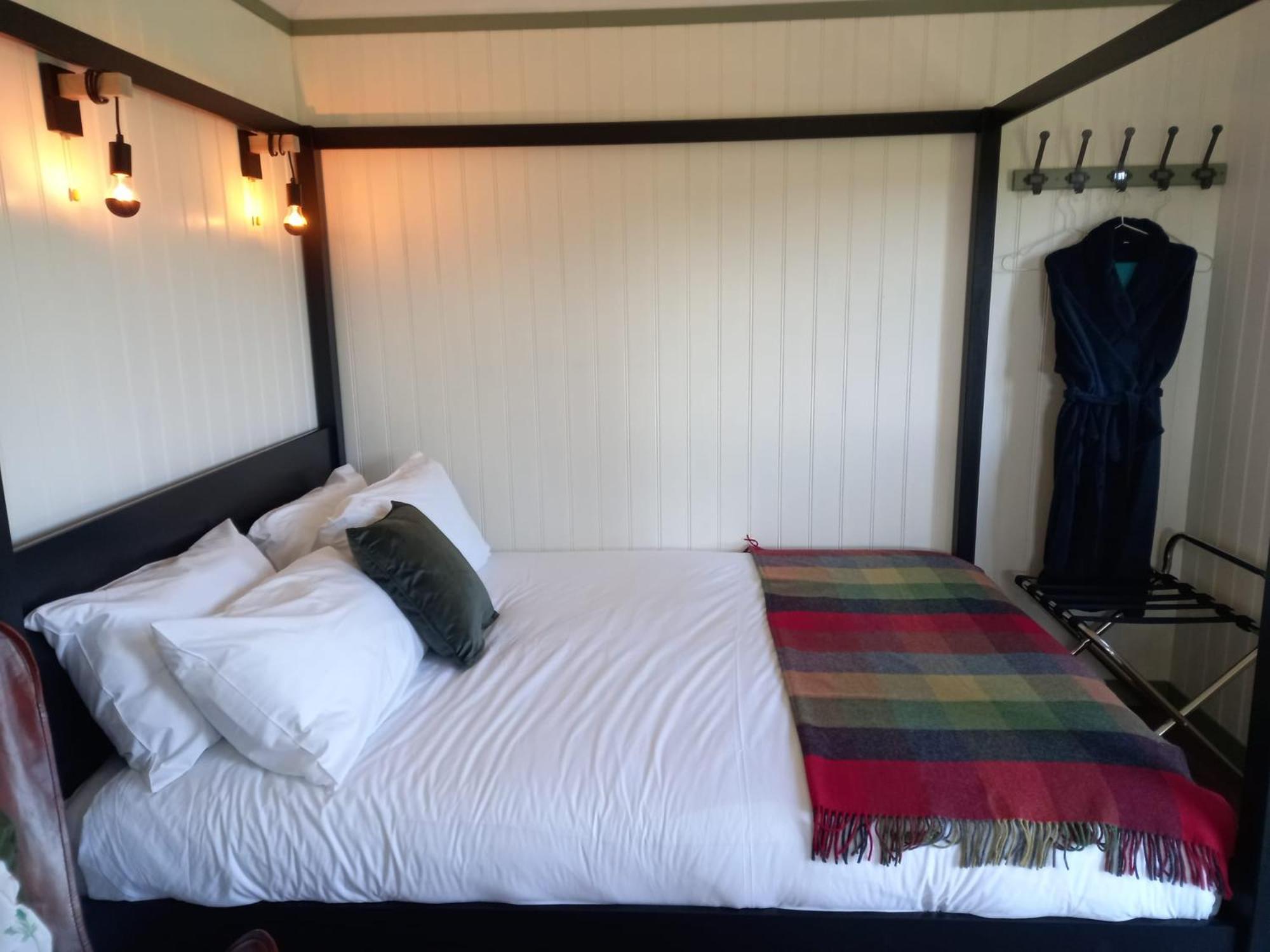 Wild Meadow Huts Villa Doolin Luaran gambar