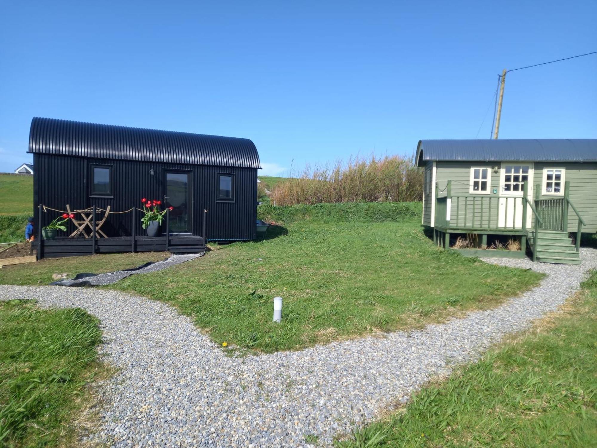 Wild Meadow Huts Villa Doolin Luaran gambar