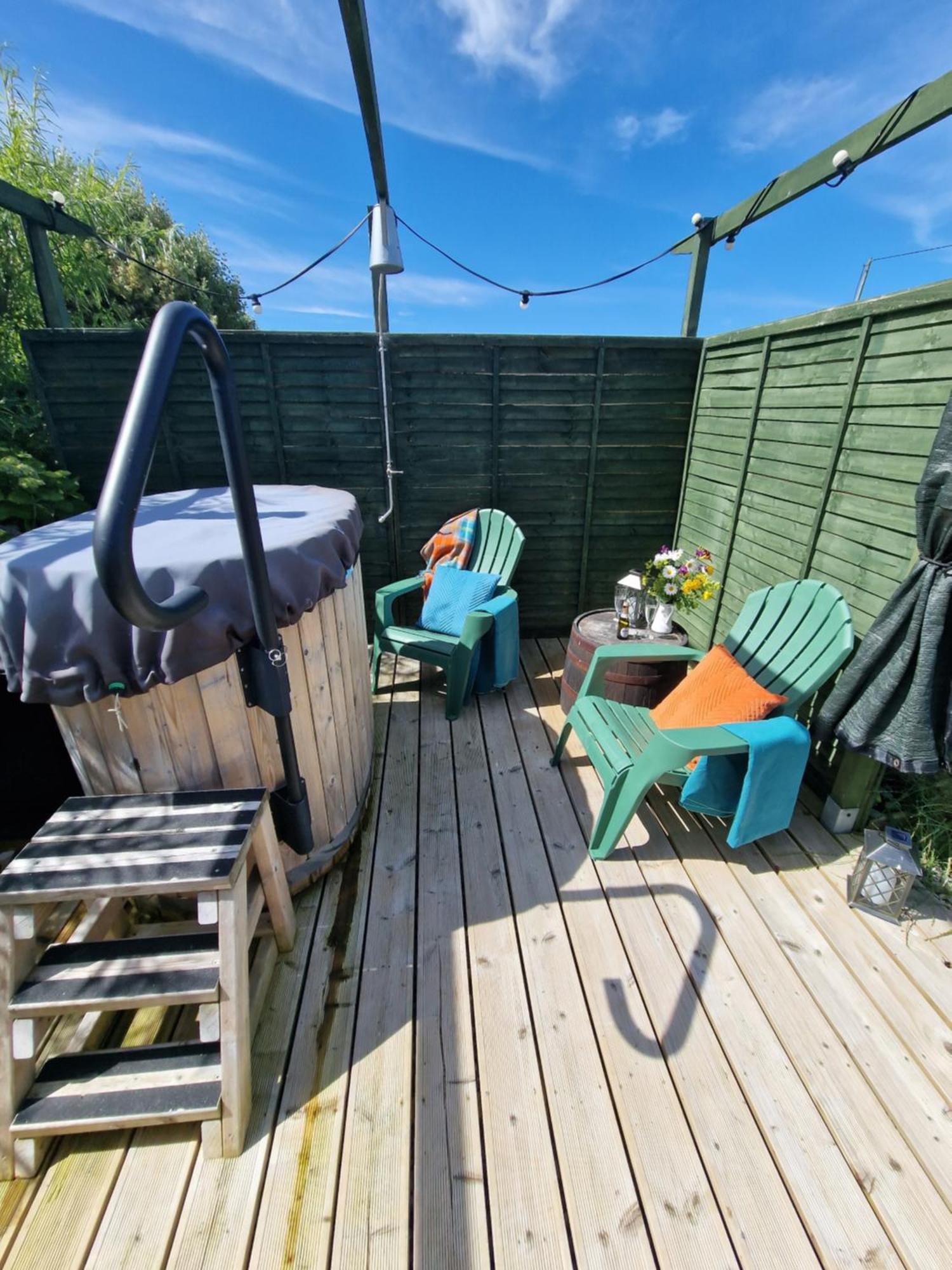 Wild Meadow Huts Villa Doolin Luaran gambar